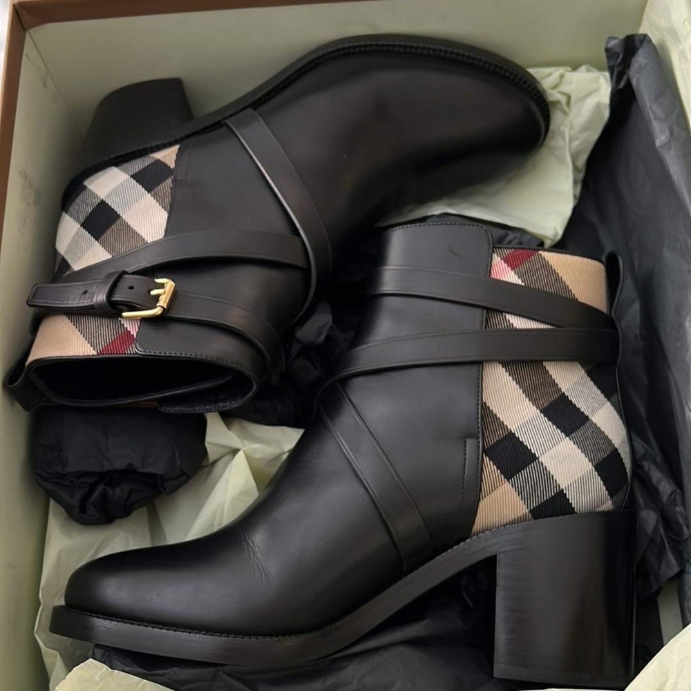 Burberry Boots